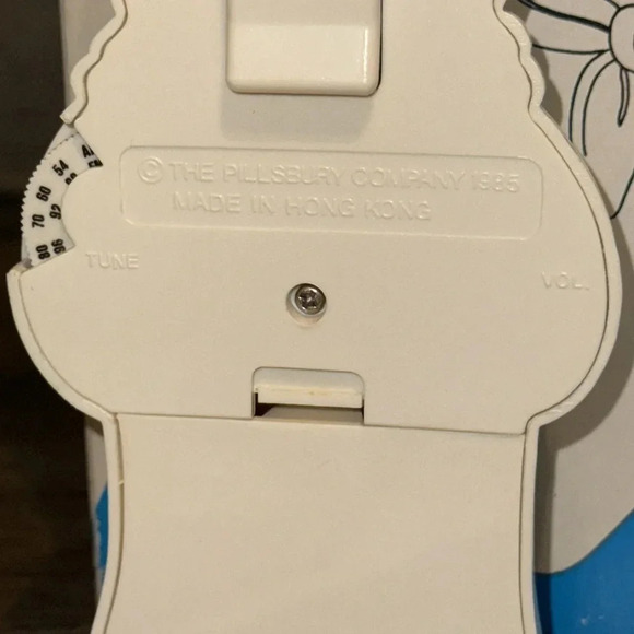 VTG 1985 The Pillsbury Co. Poppin’ Fresh Walkin’ AM/FM Radio w/headphones & box - Picture 11 of 16